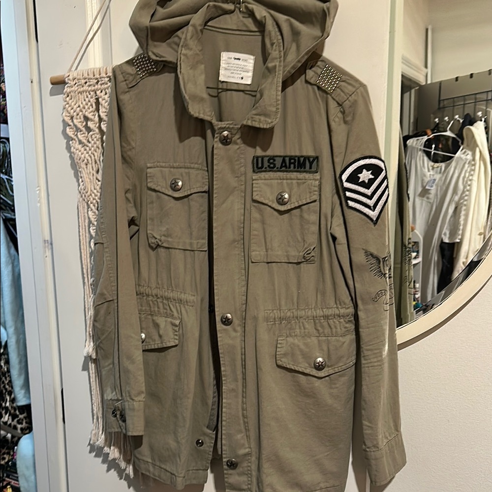 ViVI Olive Green U.S. Army Patch Hooded Military Jacket L Like New